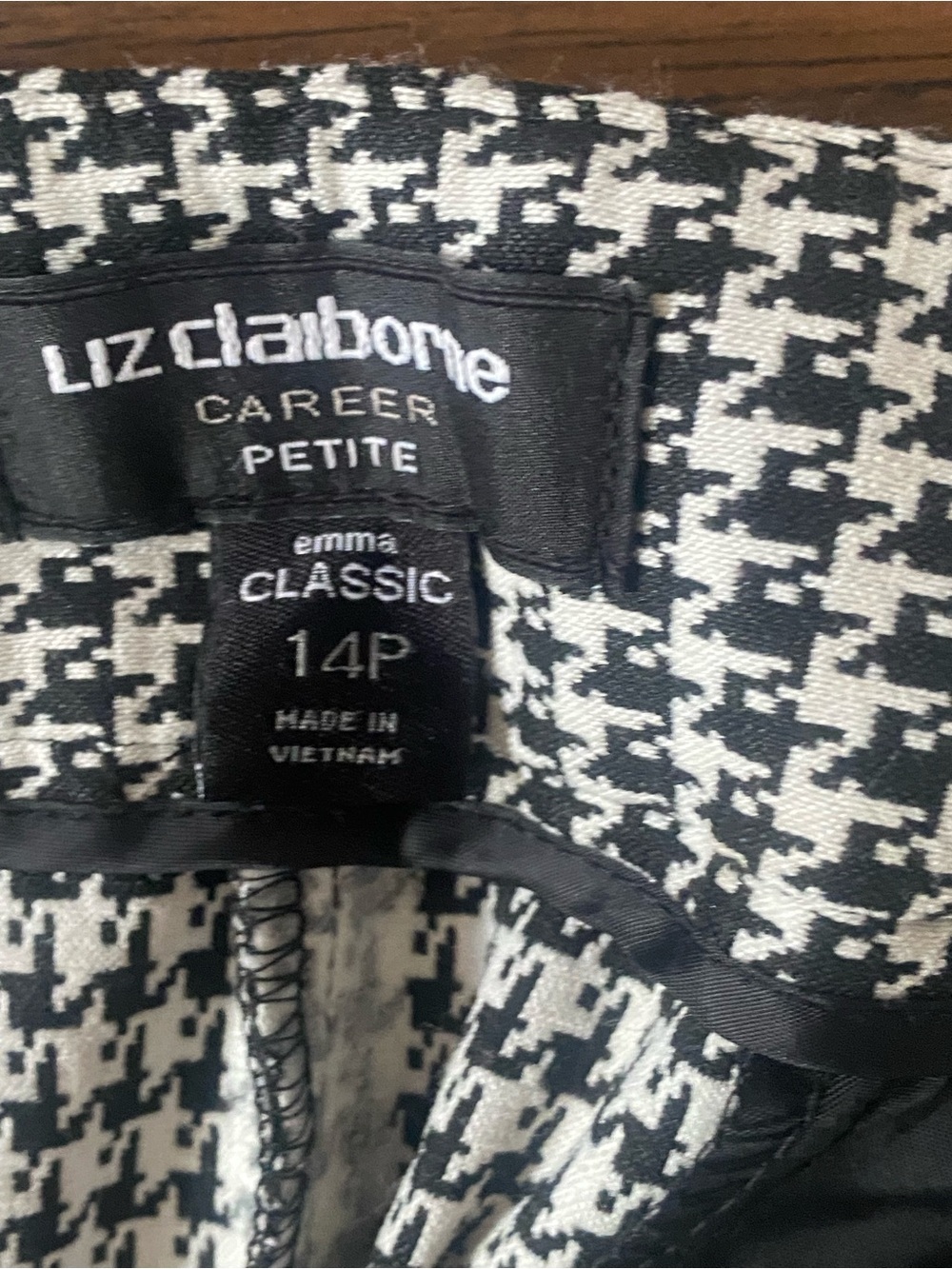 Liz Claiborne Black and White Houndstooth Pants - Picture 4 of 5